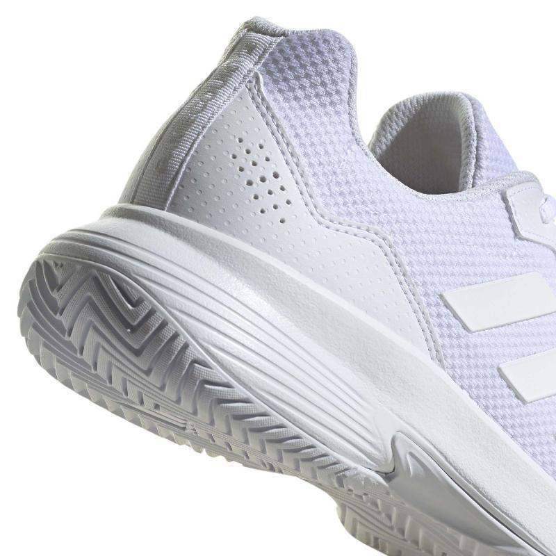 Adidas GameCourt 2. weiße Sportschuhe